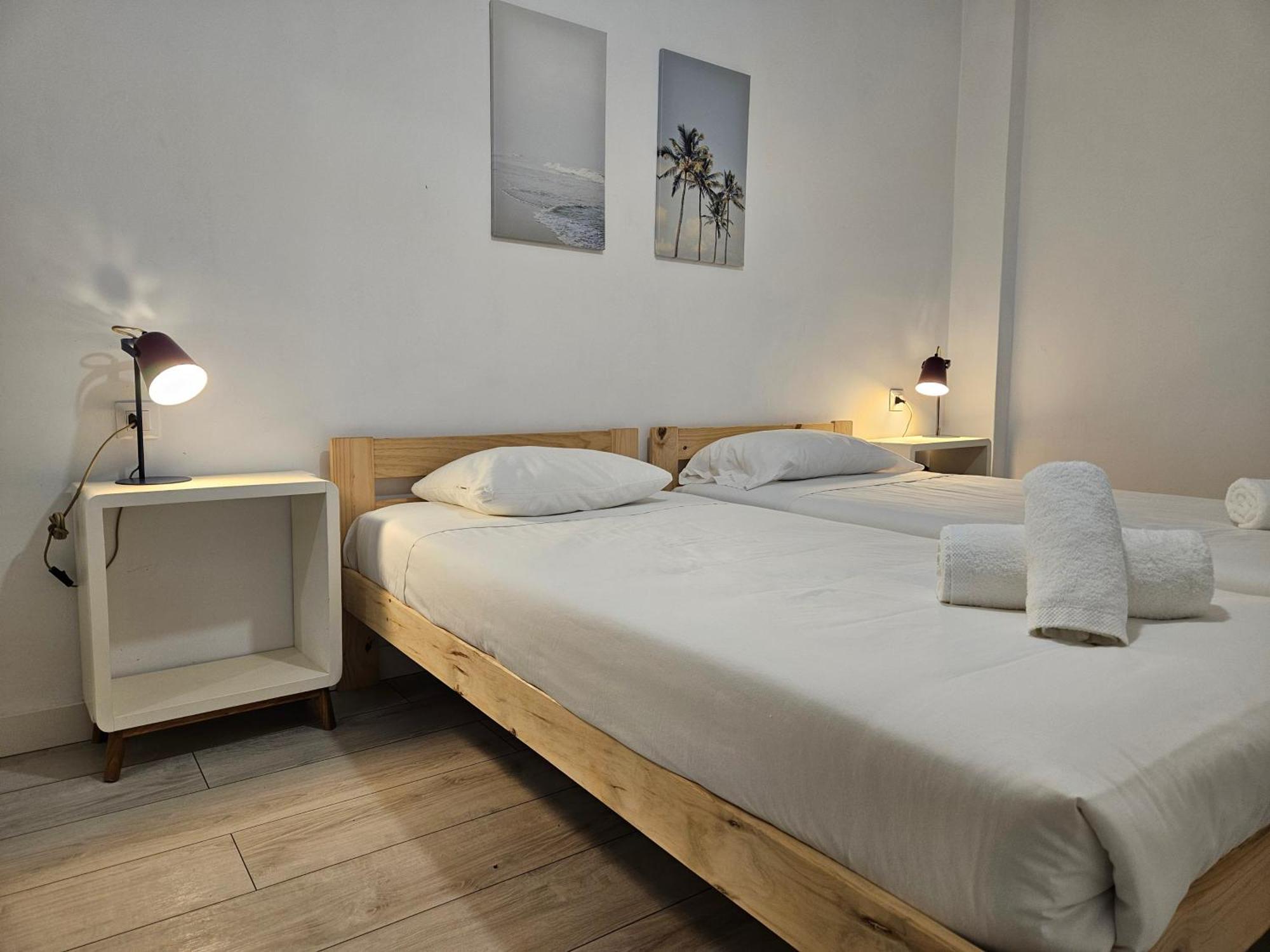 108A Apartamento De 3 Habitaciones Con Terraza ヒホン エクステリア 写真