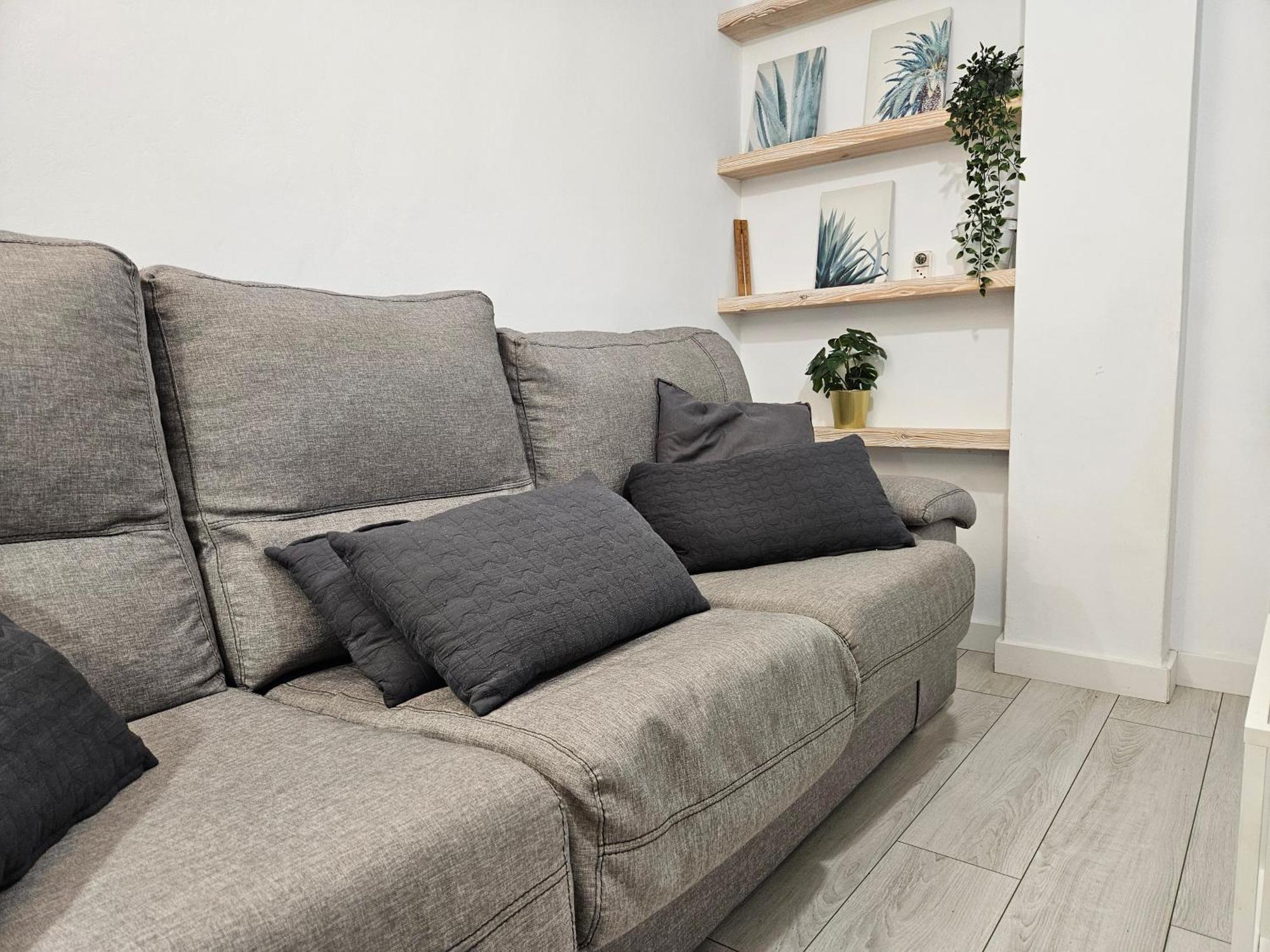 108A Apartamento De 3 Habitaciones Con Terraza ヒホン エクステリア 写真